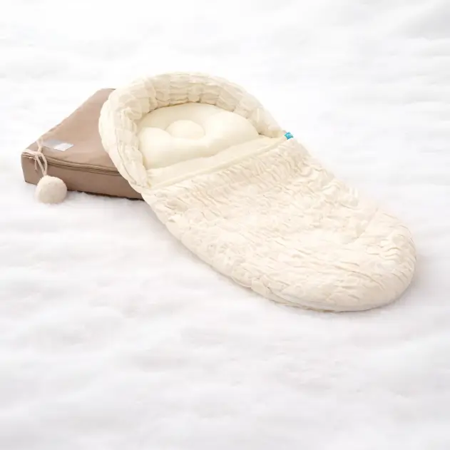 muslin newborn cloud carry nest.