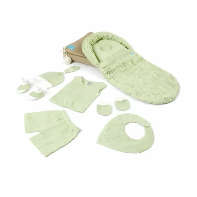 newborn muslin baby-nest set with clothes.