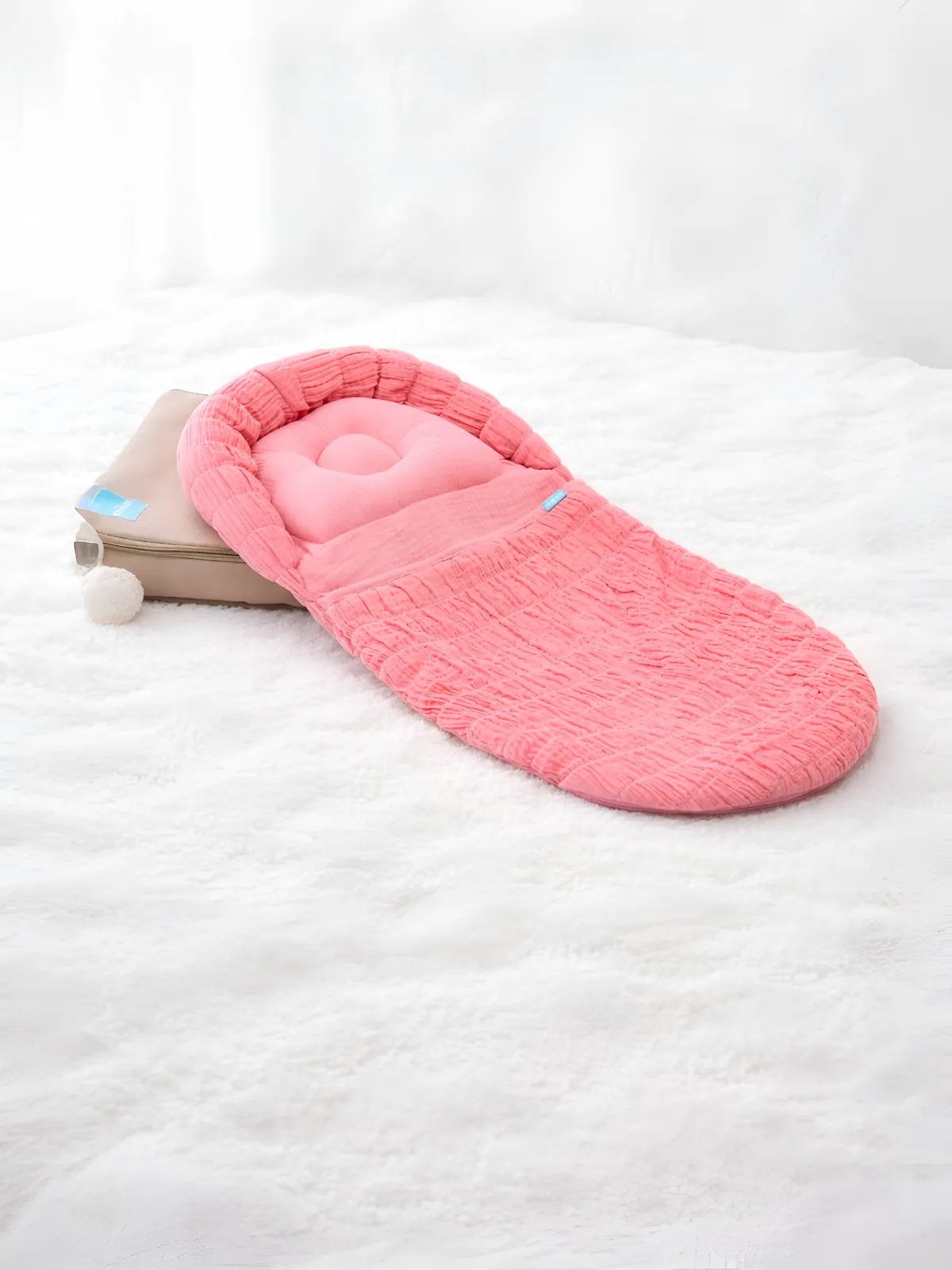 new born muslin cloud carry nest